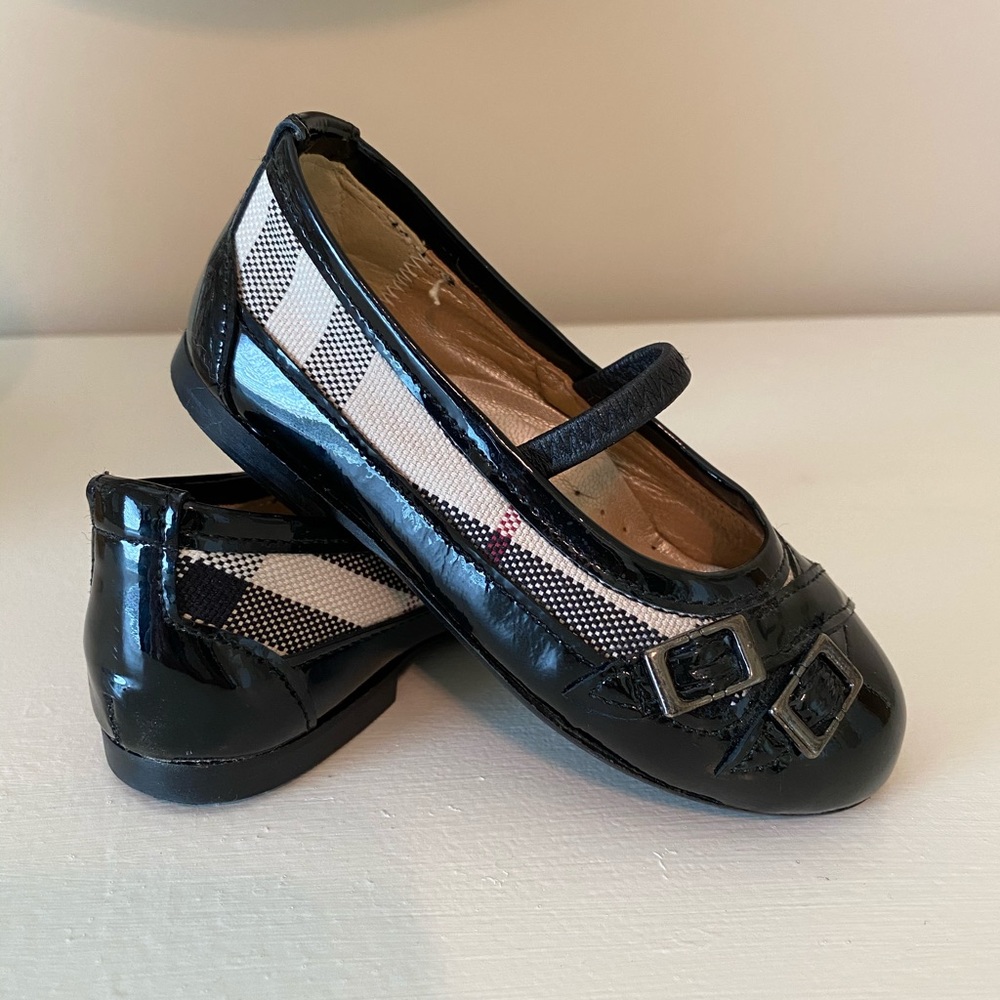 Girls Burberry Flats